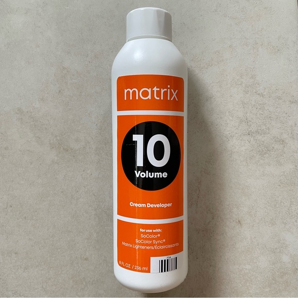 Matrix 10 Volume Cream Developer Socolor 8oz / 236ml New. - Picture 1 of 2